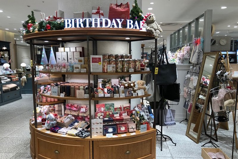 子連れde渋谷 パパママの強い味方 渋谷ヒカリエ Shinqs ショップ編 ママライフを たのしく かしこく Mamaco With