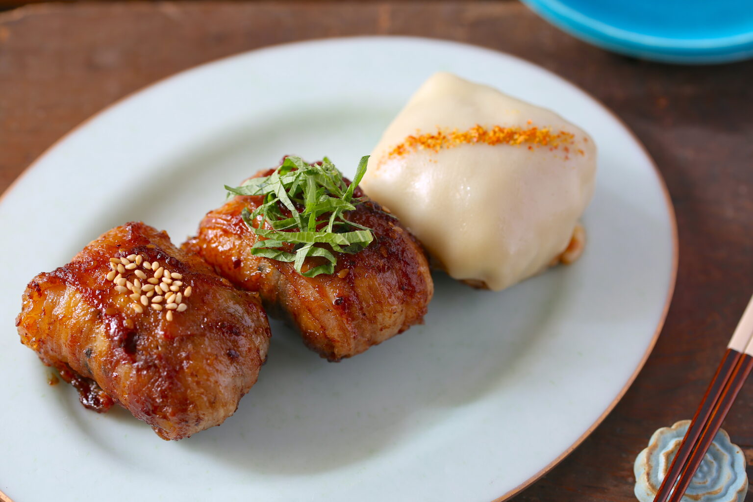 「おこわの肉巻きおにぎり」