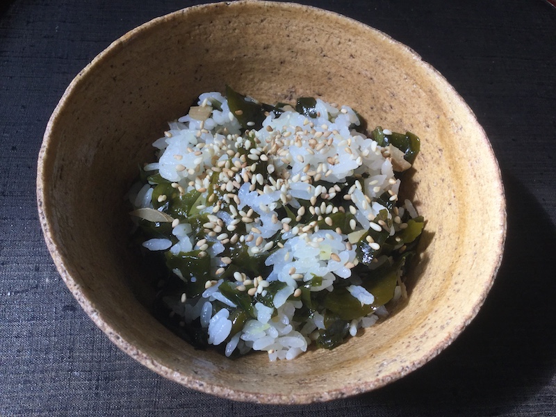 干しわかめと新生姜の炊き込みご飯