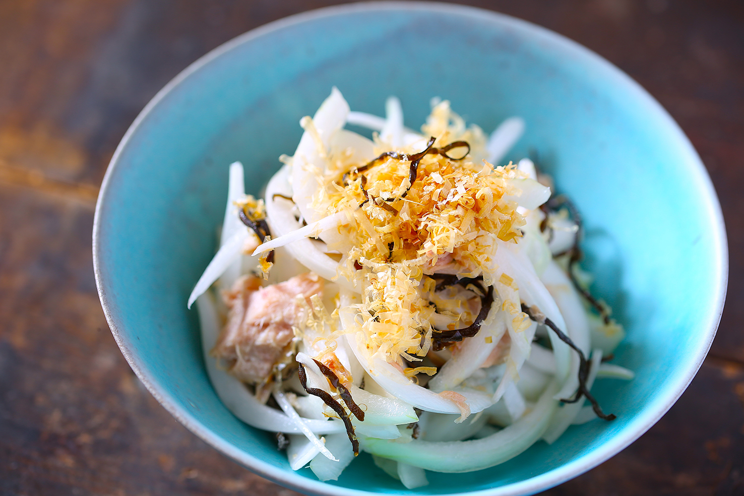 「新玉ねぎのシャキシャキサラダ」