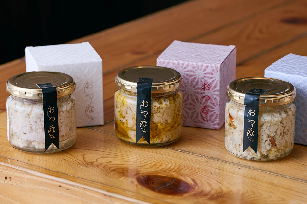 自家製ツナ専門店〈おつな〉のツナ3種セットは、「たいせツナ」人とのより深い「ツナがり」を生む、ちょっと「とくべツナ」贈り物。