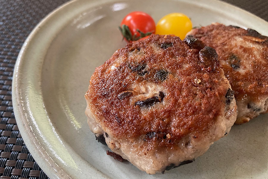 煎り大豆たっぷりのハンバーグ