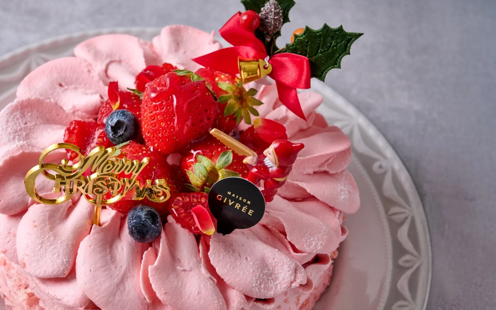 【2025クリスマス】2種類のチーズケーキのハーモニー。〈メゾンジブレー〉が手掛ける東急百貨店限定は、華やかなスペシャルバージョン！