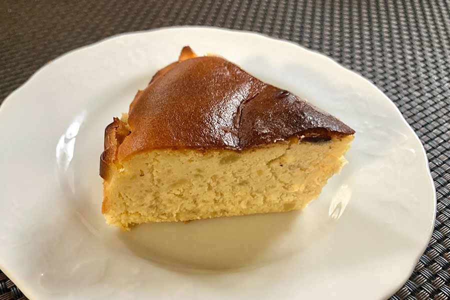 さつまいも入りのバスクチーズケーキ