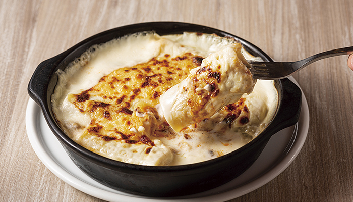 前沢牛赤ワイン煮込みを詰めたカネロニ