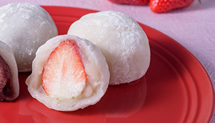 いちご雪大福（しろあん）