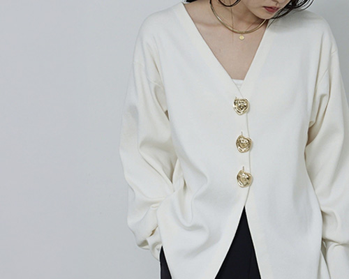 〈ガリャルダガランテ〉 ビジューVネックカーディガン