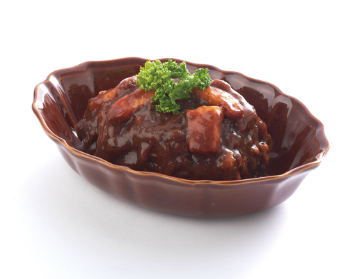 牛ほほ肉の濃厚ビーフシチュー 赤ワイン仕立て
