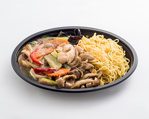 〈オリエンタルデリ〉 タイ式 きのこと豚肉のあんかけ焼きそば