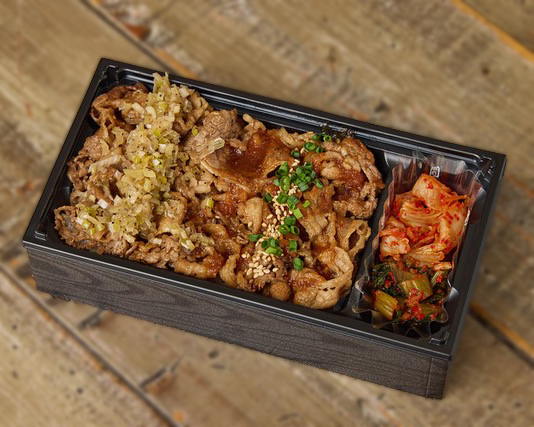 〈キンタン イン ザ ハウス〉 2色牛カルビ焼肉弁当