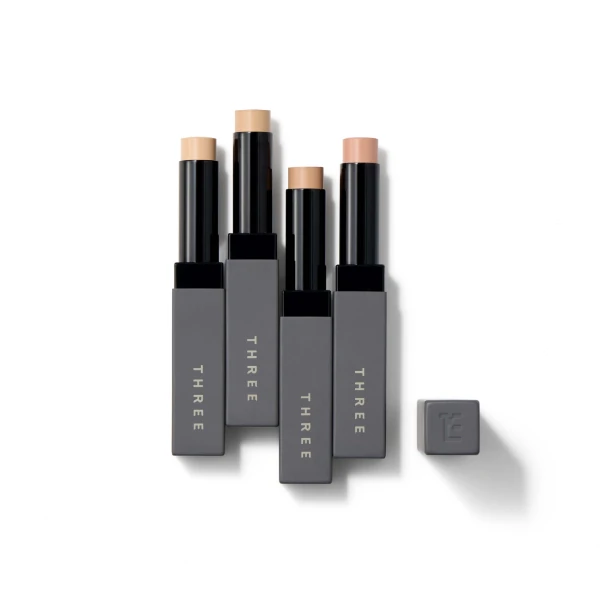 〈スリー〉 THREE アドバンスド コンシーラーワンド