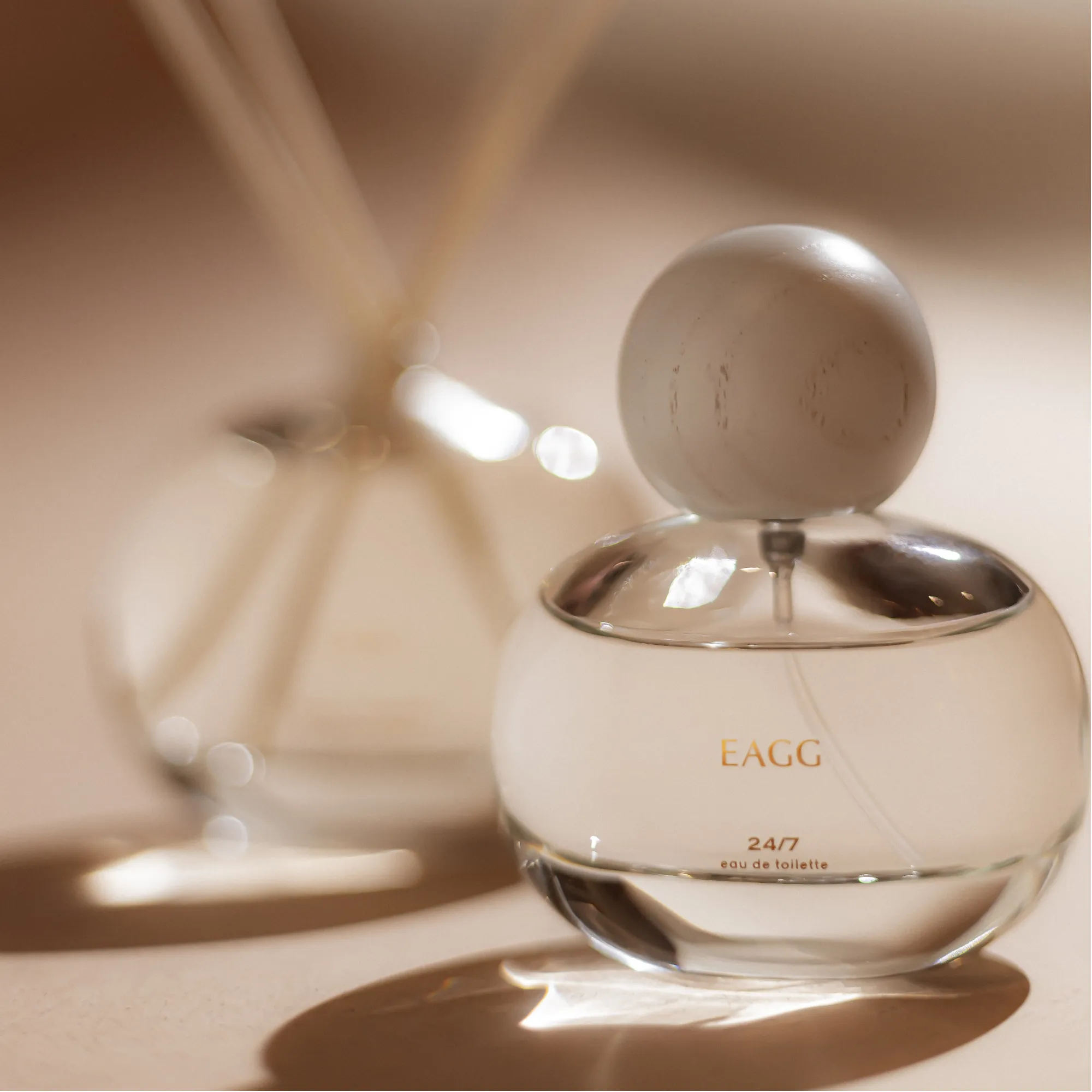 〈エッグ〉 5月1日(金)オープン