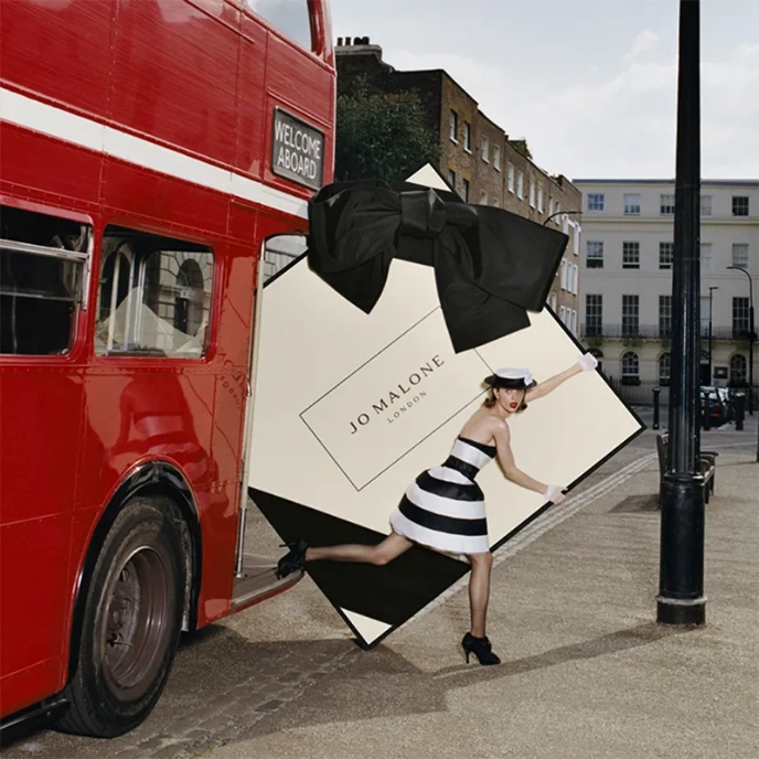 POP-UP STORE