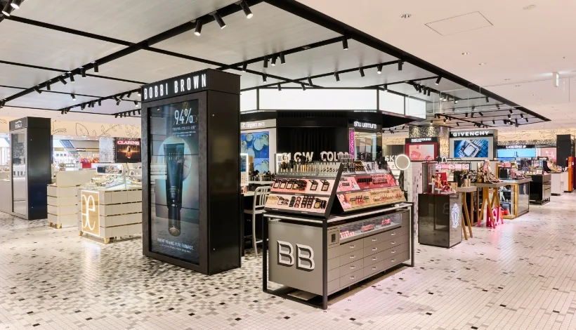 渋谷スクランブルスクエア6F・5F 「+Q（プラスク）」の店内画像