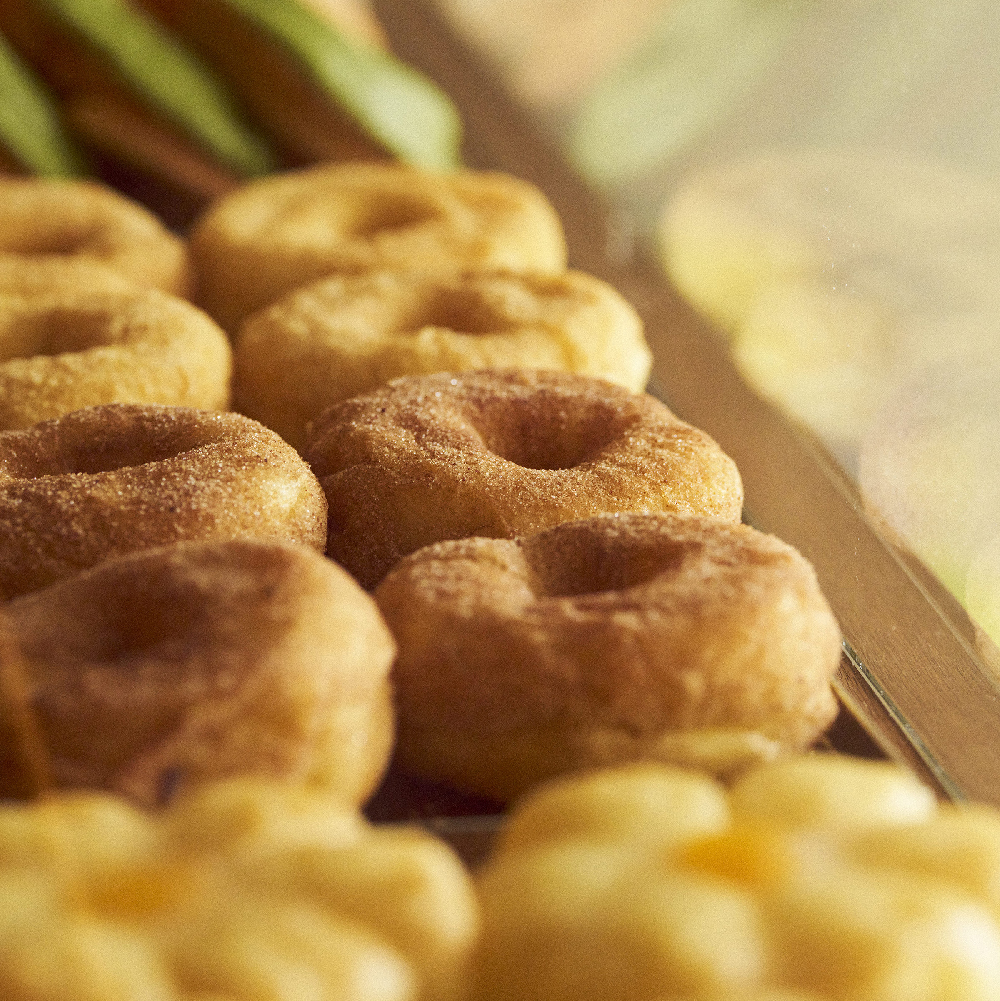 WARU WARU DONUT