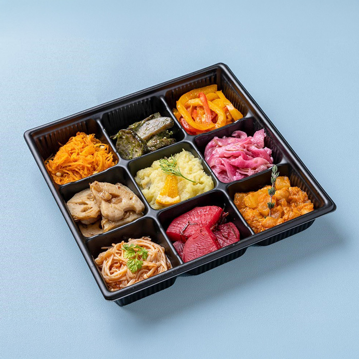 Veggie Tempoで人気の野菜デリを9種詰め込んだBOXです。<b>フレンチシェフ監修の野菜デリBOXは美味しく健康に、贅沢をお楽しみいただける人気商品です。</b>