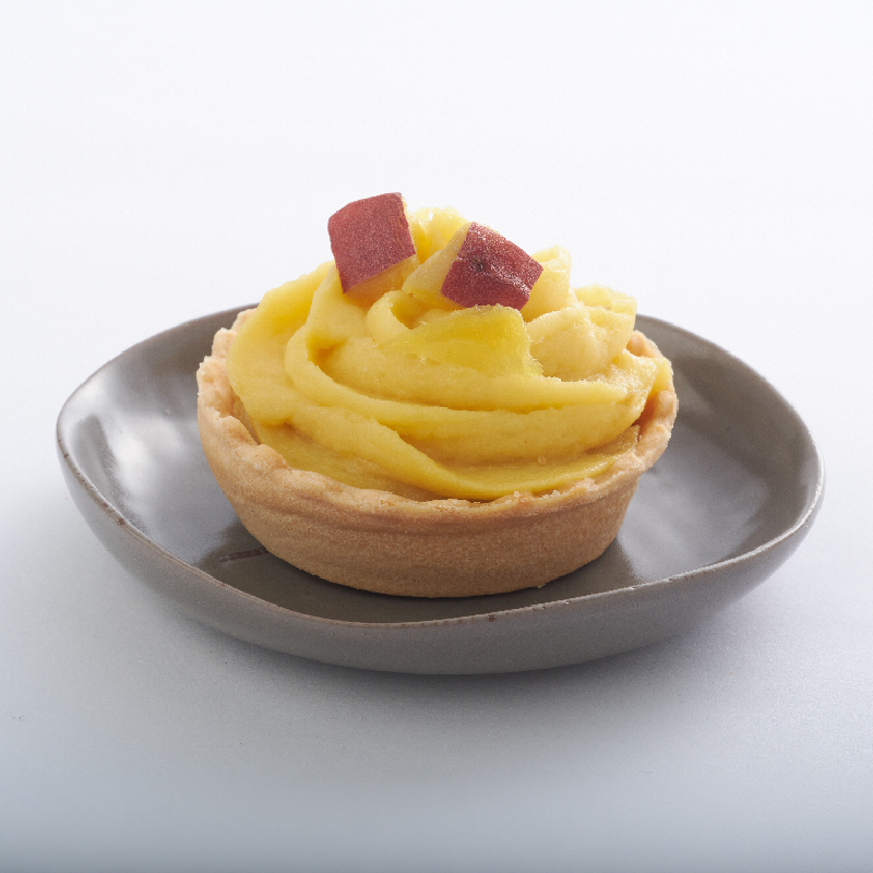北海道粒あんを中に入れ自家製スィートポテトを搾りました。