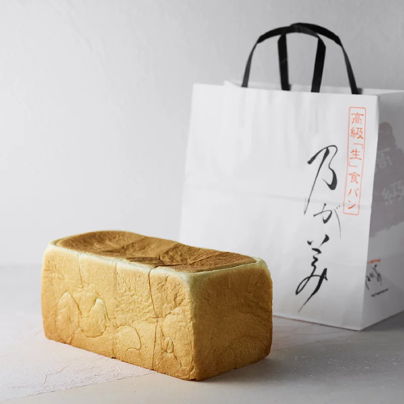 高級「生」食パン専門店　乃が美